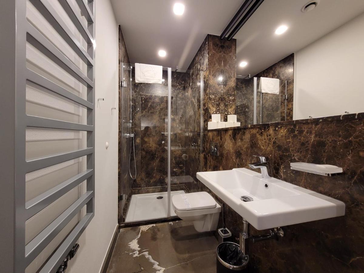 Dada Premium Aparthotel Krakkó Kültér fotó